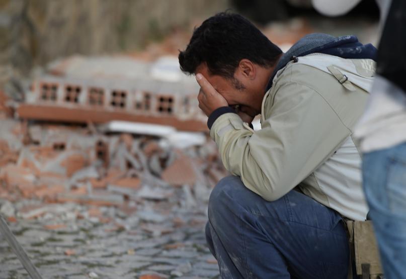 İtalyadaki depremden ilk kareler