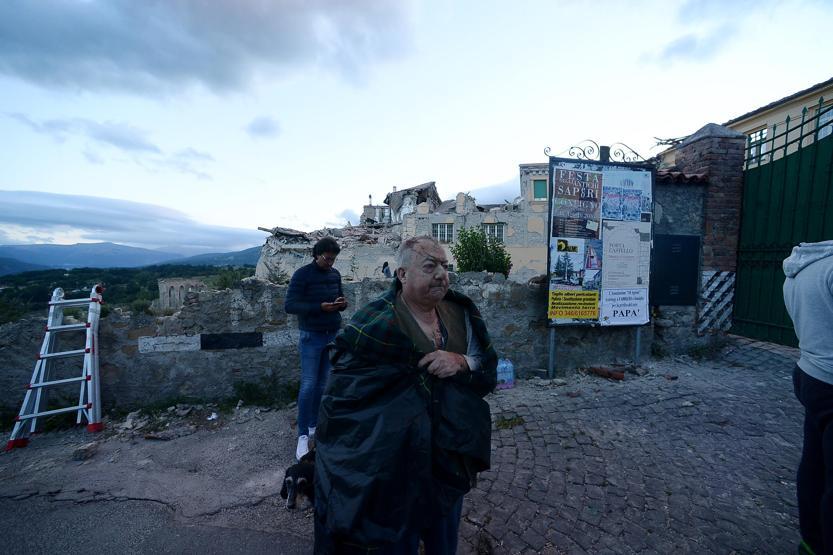 İtalyadaki depremden ilk kareler