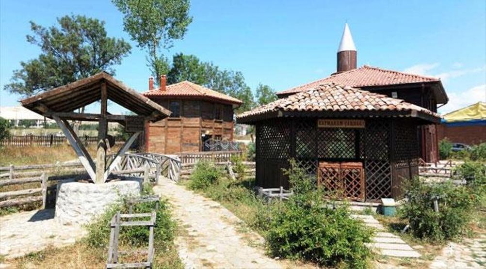 Bu köy dünyada tek