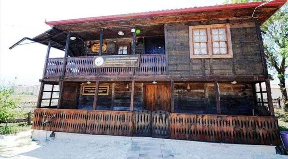 Bu köy dünyada tek