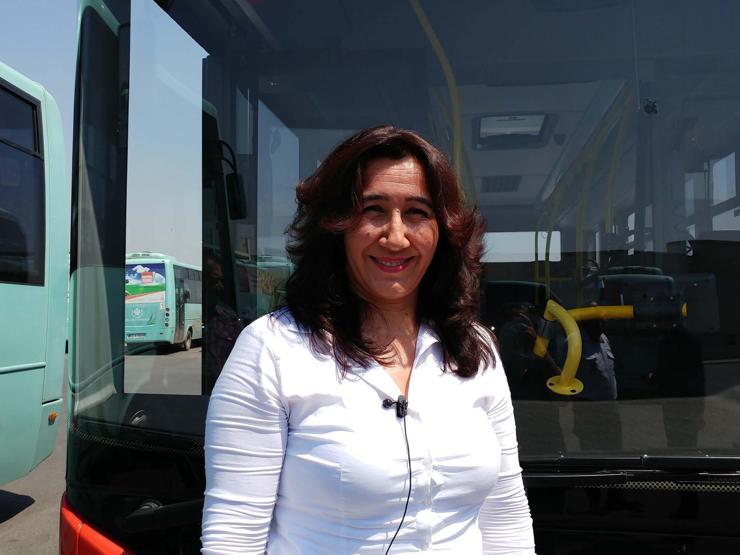 Manisanın tek kadın otobüs şoförü: Yolcular özellikle onu bekliyor