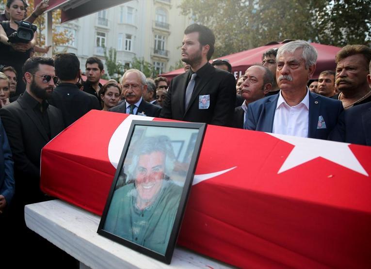 Tarık Akana son veda