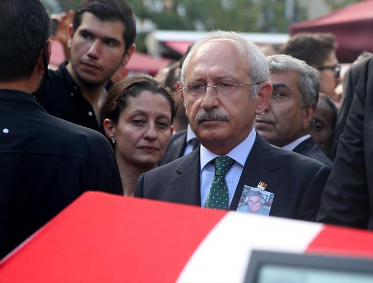Tarık Akana son veda