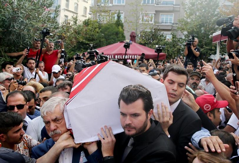 Tarık Akana son veda
