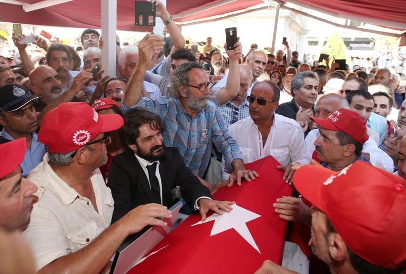 Tarık Akana son veda