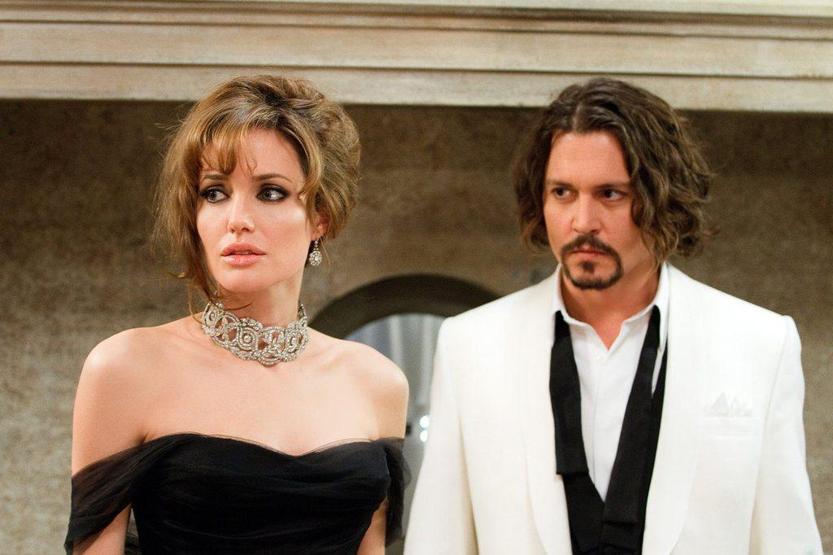 Johnny Deep ile Angelina Jolie aşk mı yaşıyor