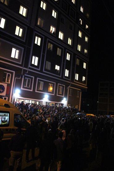 Kız yurdunda kız kaçırma protestosu