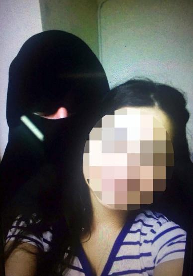 Polisi alarma geçiren çarşaflı erkek aşık çıktı
