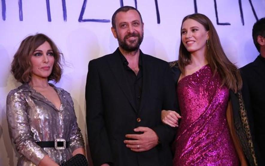 İkimizin Yerine galasından kareler