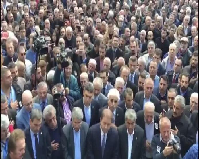 Arif Sağın eşi Yıldız Sağ son yolculuğuna uğurlandı