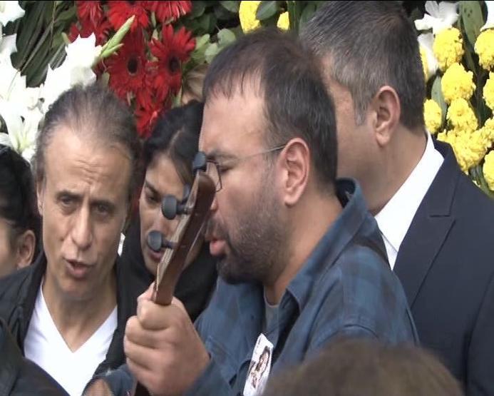 Arif Sağın eşi Yıldız Sağ son yolculuğuna uğurlandı