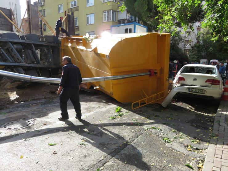 Kadıköyde akıl almaz kaza