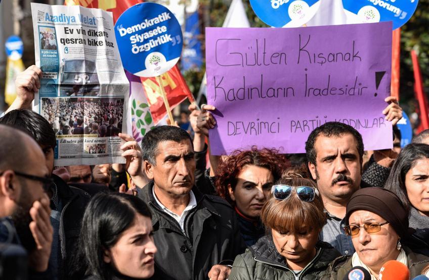 Şişlide HDPli gruba polis müdahalesi