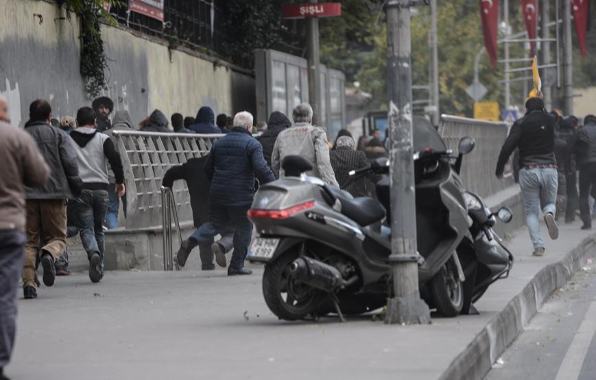 Şişlide HDPli gruba polis müdahalesi