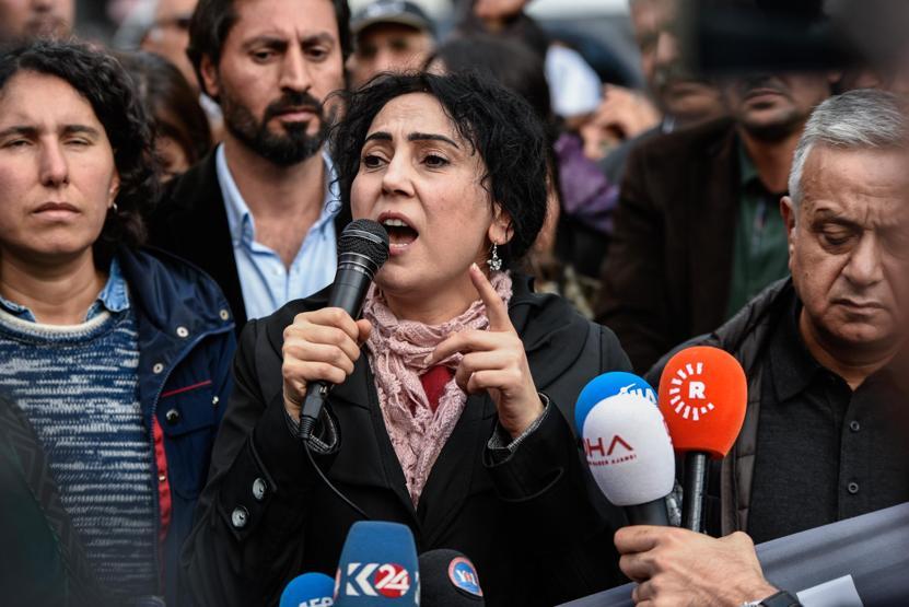 Şişlide HDPli gruba polis müdahalesi