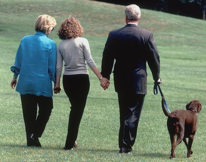 Yıllar rolleri değiştirdi: Bill ve Hillary Clintonun uzun yolculuğu