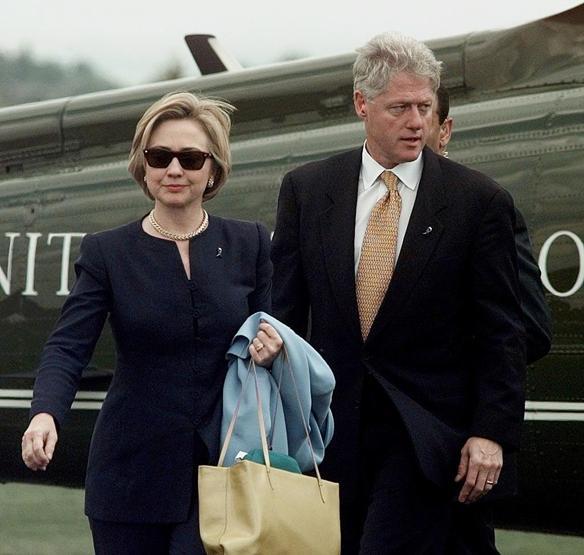 Yıllar rolleri değiştirdi: Bill ve Hillary Clintonun uzun yolculuğu