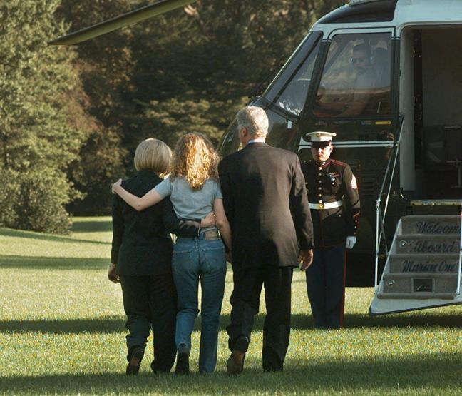 Yıllar rolleri değiştirdi: Bill ve Hillary Clintonun uzun yolculuğu