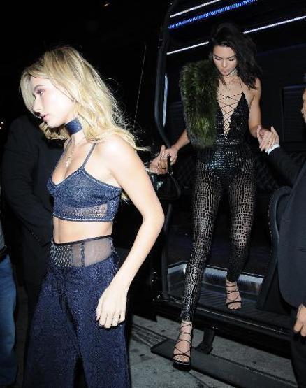 Kendall Jenner 21 yaşında