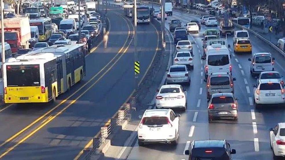 Soyunup yola atlamıştı, altından dram çıktı