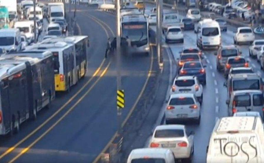 Soyunup yola atlamıştı, altından dram çıktı