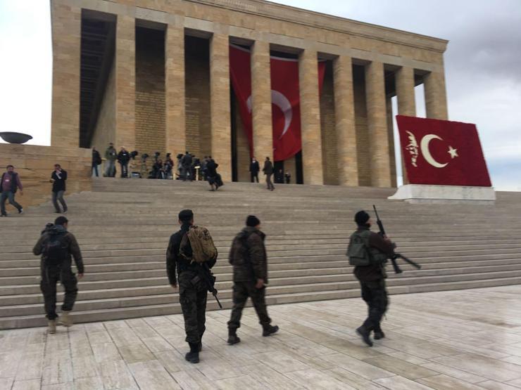 10 Kasımda Anıtkabire akın