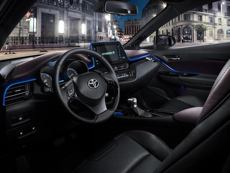 Türkiyenin ilk yerli hibriti Toyota C-HRden kareler