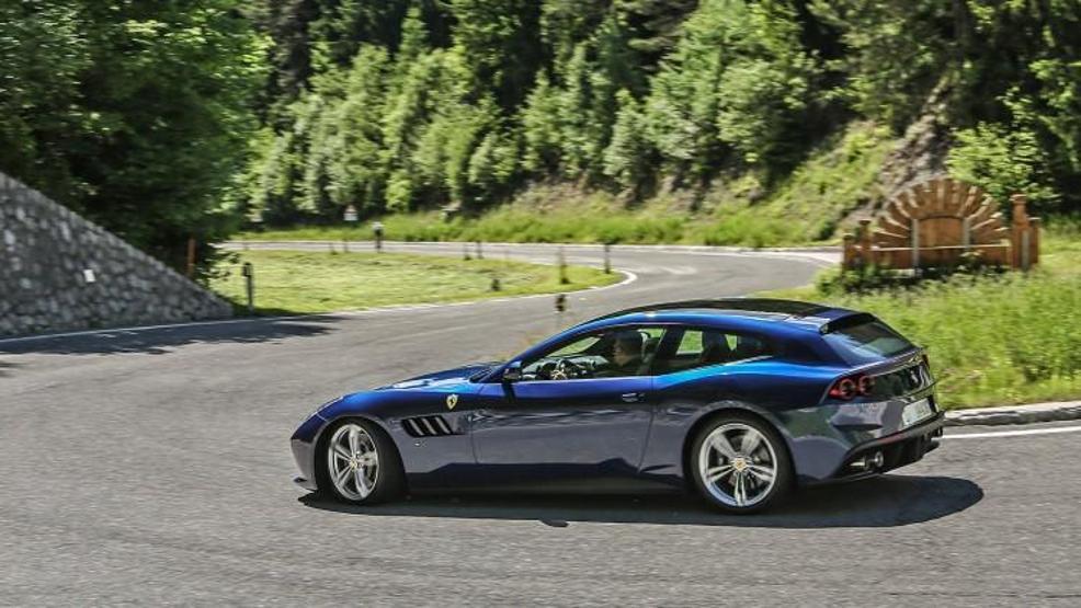 2.3 milyonluk Ferrari Türkiyede