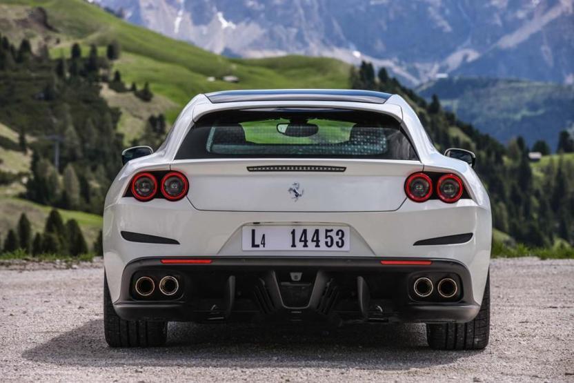 2.3 milyonluk Ferrari Türkiyede