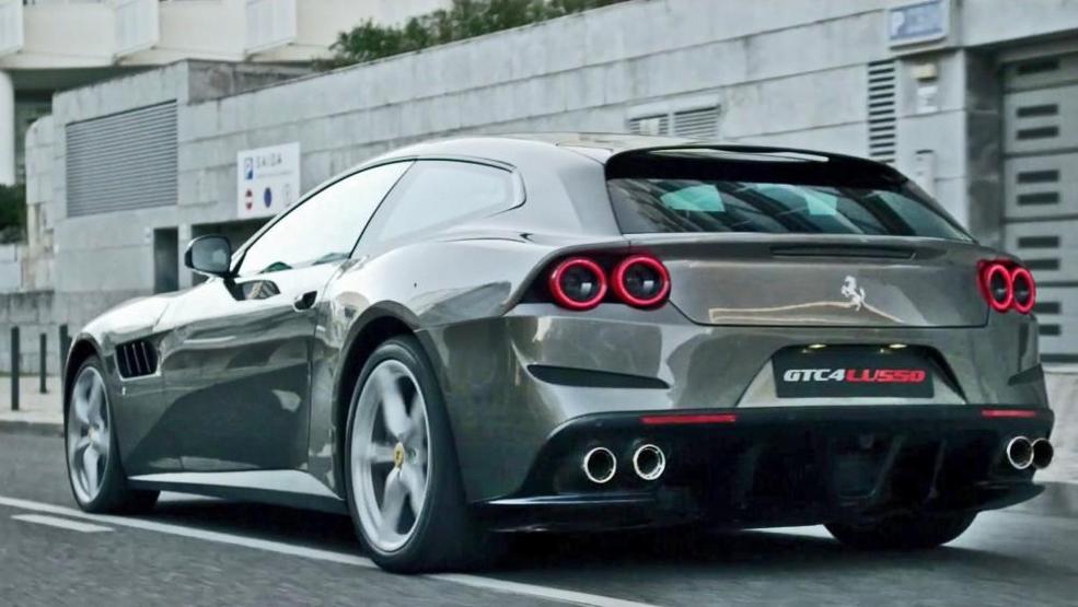 2.3 milyonluk Ferrari Türkiyede