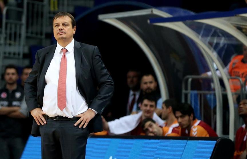 Fenerbahçe - Galatasaray Odeabank maçında ne oldu, kim ne açıkladı
