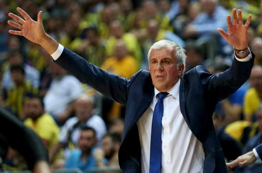 Fenerbahçe - Galatasaray Odeabank maçında ne oldu, kim ne açıkladı