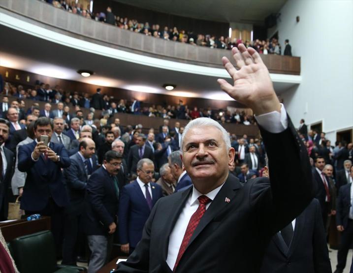 AK Parti grubunda sürpriz isimler