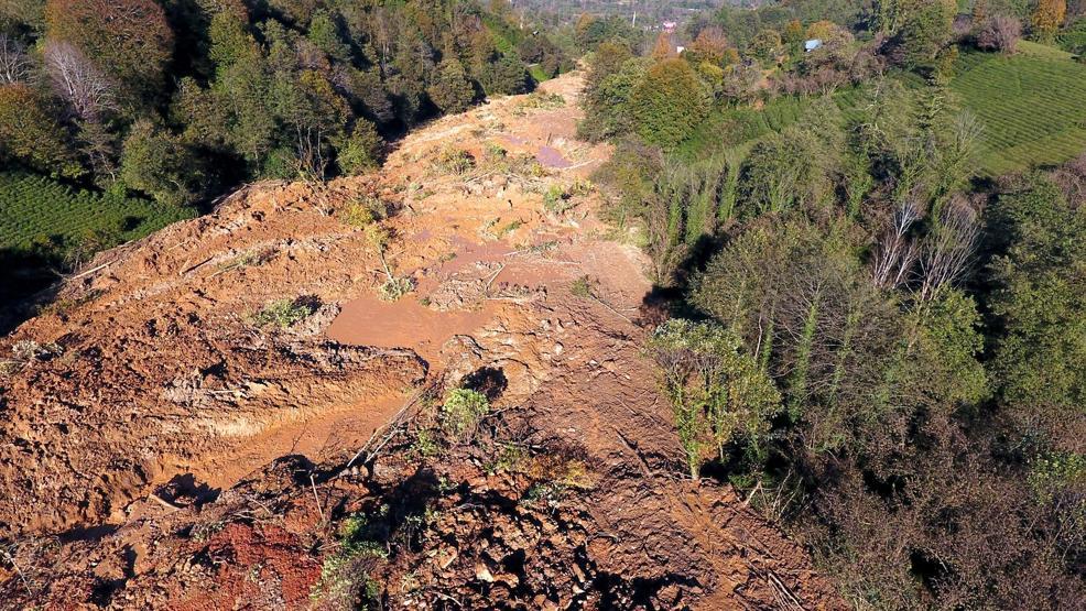 Arhavide heyelan:18 ev boşaltıldı