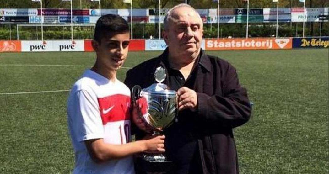 Valencia yıldız adayı Ferhat Çoğalanı 10 numara yapacak