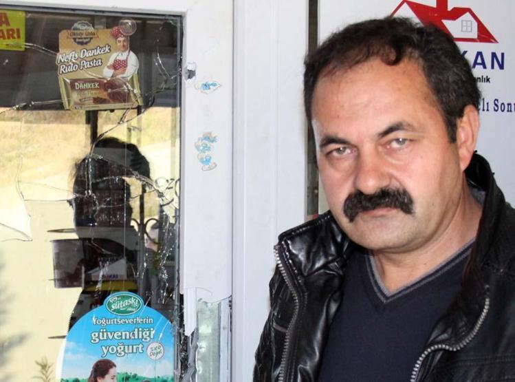 25 kez soyulan büfesini taşıdı yine başını beladan kurtaramadı