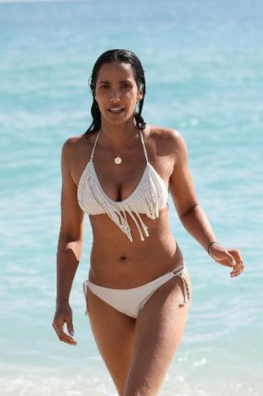 Padma Lakshmi kızıyla tatilde