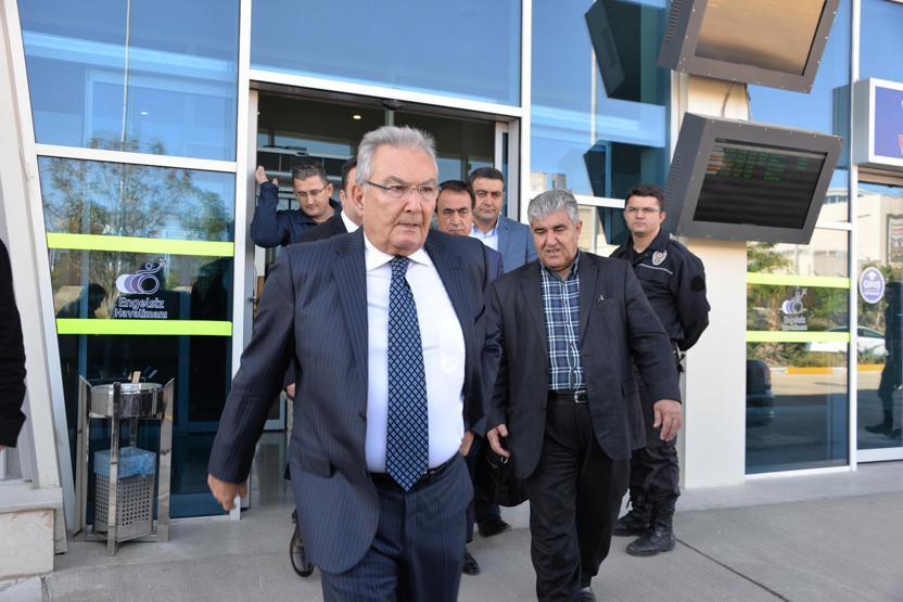 Deniz Baykal, Ahmet Türkün eşi Mülkiye Türkü ziyaret etti