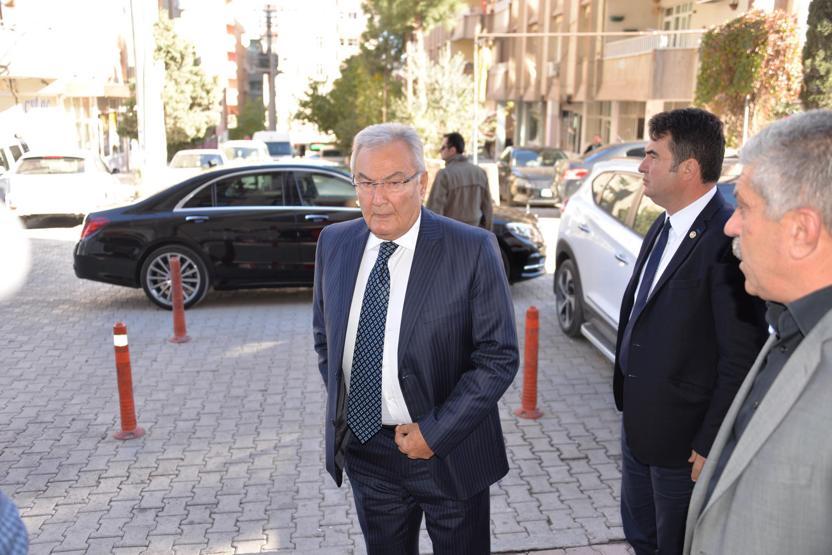 Deniz Baykal, Ahmet Türkün eşi Mülkiye Türkü ziyaret etti