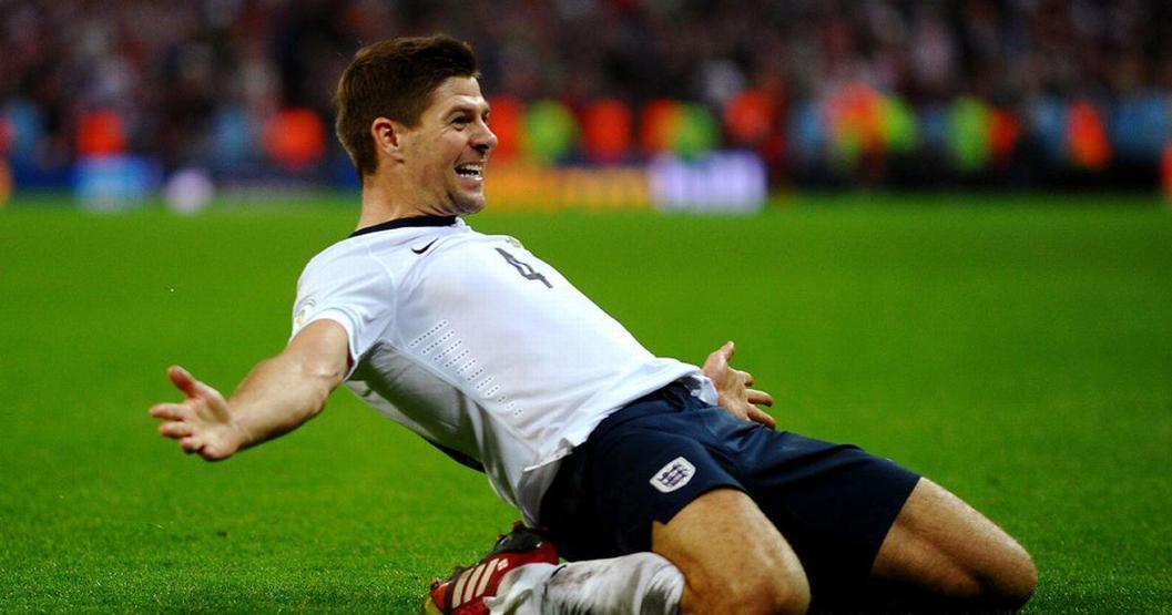 Steven Gerrard futbola veda etti