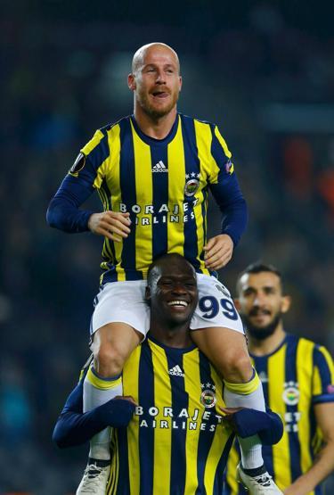 Taraftardan Volkan Demirele Sabri çağrısı