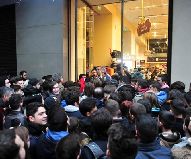 Kara Cuma coşkusu tüm dünyayı sardı