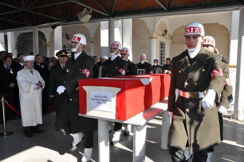 53 yıl önce Kanlı Noelde ailesini yitiren Nihat İlhan hayatını kaybetti