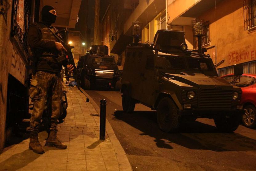 Şişlide Özel Harekat destekli operasyon