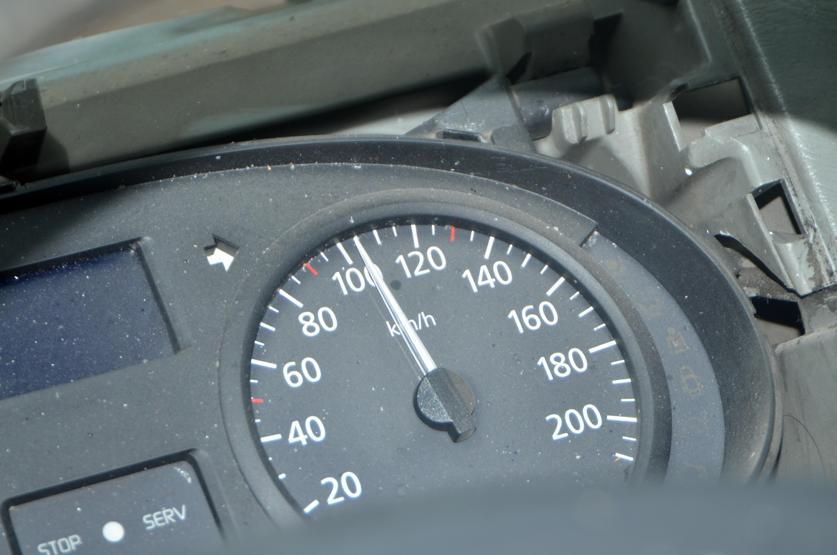 Şişlideki kazada aracın motoru yerinden fırladı