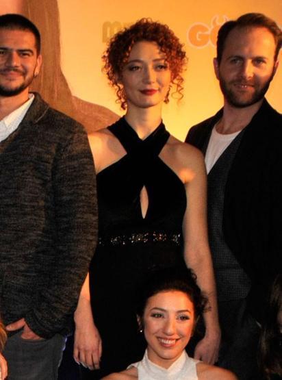 Görümce filminin setinde evlenme teklifi