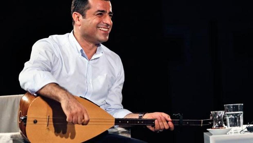 Demirtaşa bağlama verildi