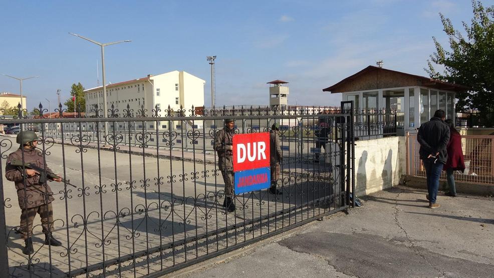 Demirtaşa bağlama verildi