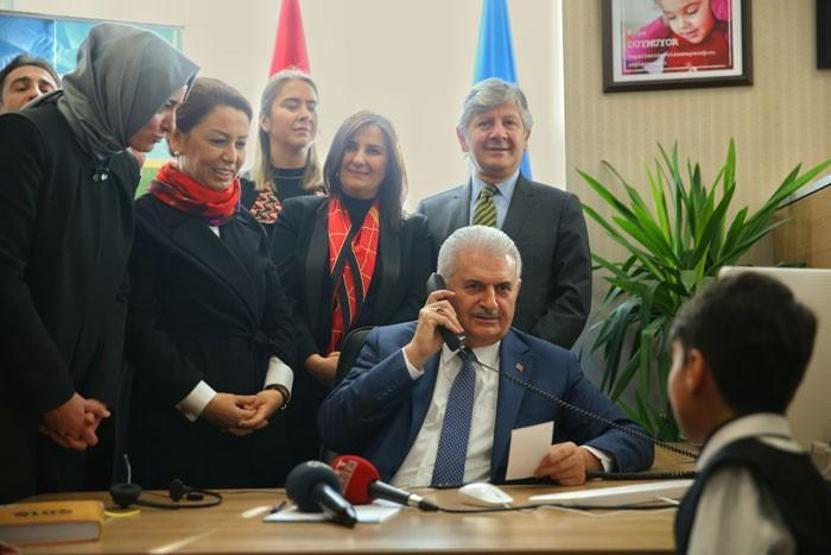 Başbakan Yıldırım telefonu açıp müjdeyi verdi
