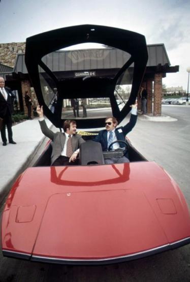 1970lerde yapılıp depoya atılmış elektrikli otomobiller